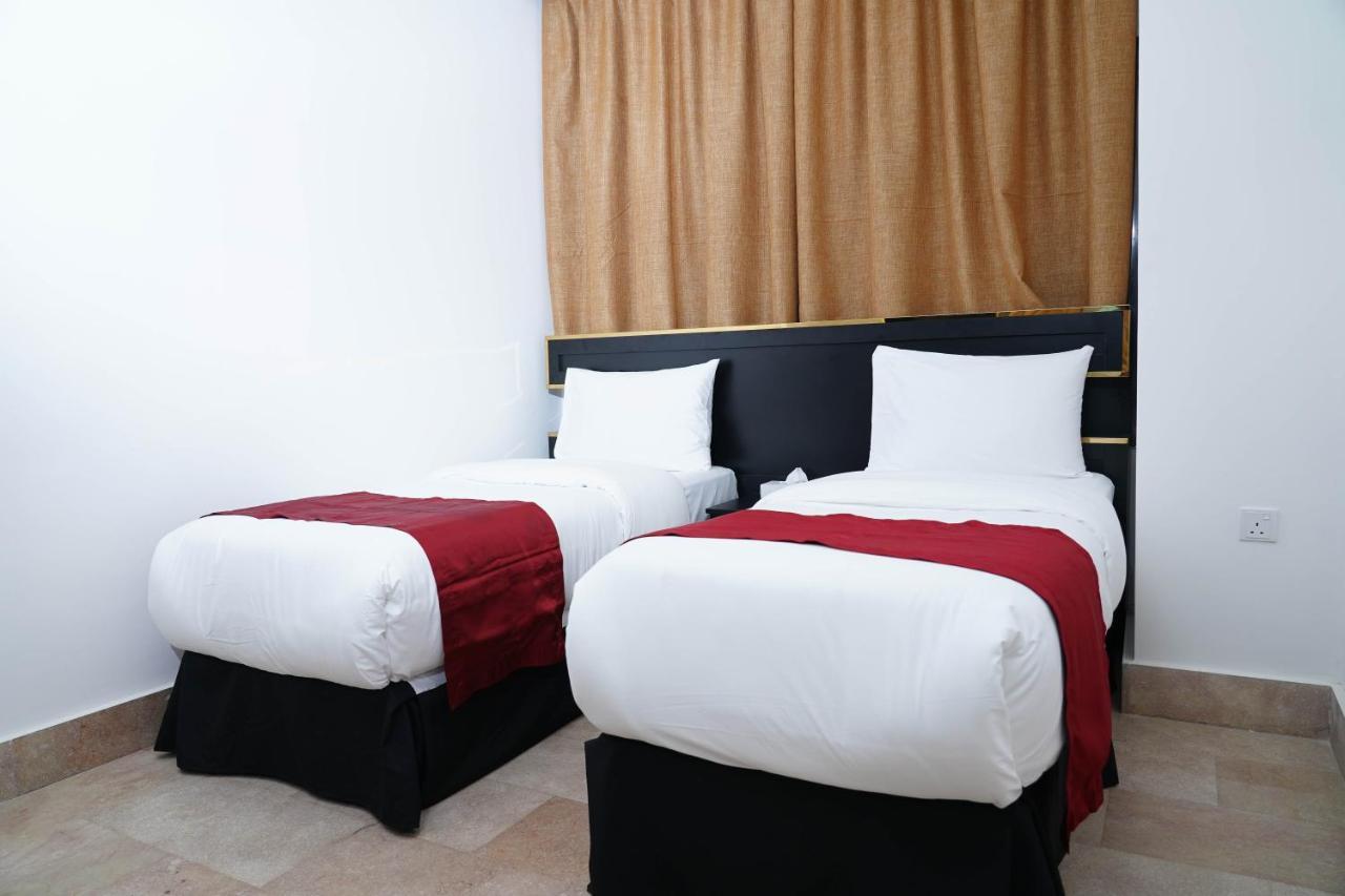 Star Emirates Downtown Hotel Салала Экстерьер фото